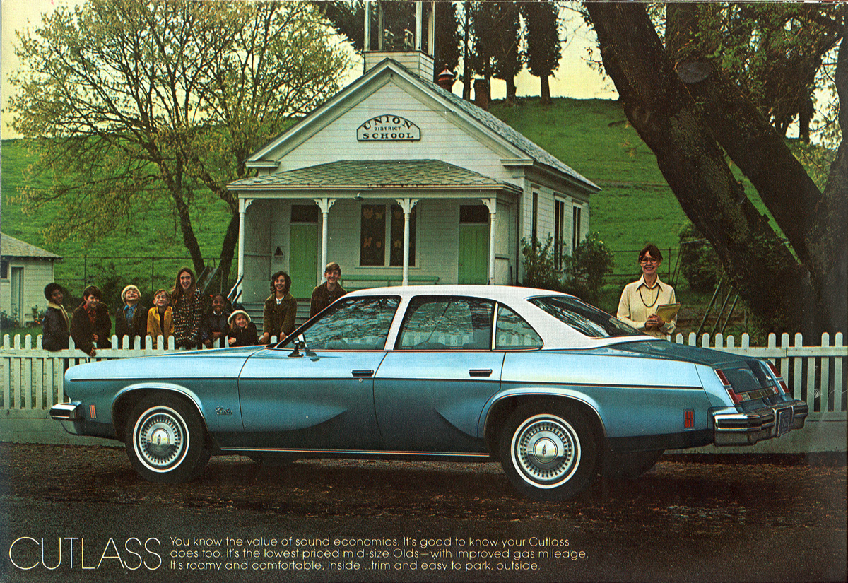 1975 Oldsmobile Full-Line Brochure Page 8